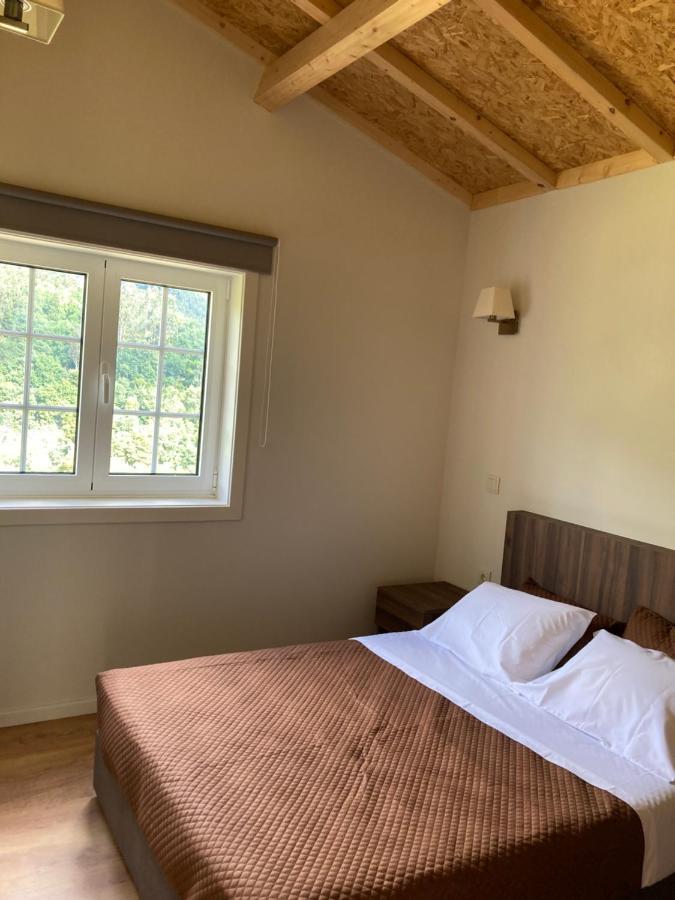 Quinta De Varzielas - Agroturismo Castelo de Paiva Exterior photo