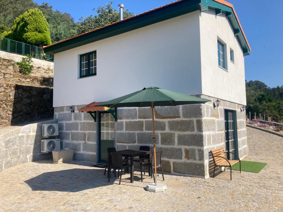 Quinta De Varzielas - Agroturismo Castelo de Paiva Exterior photo