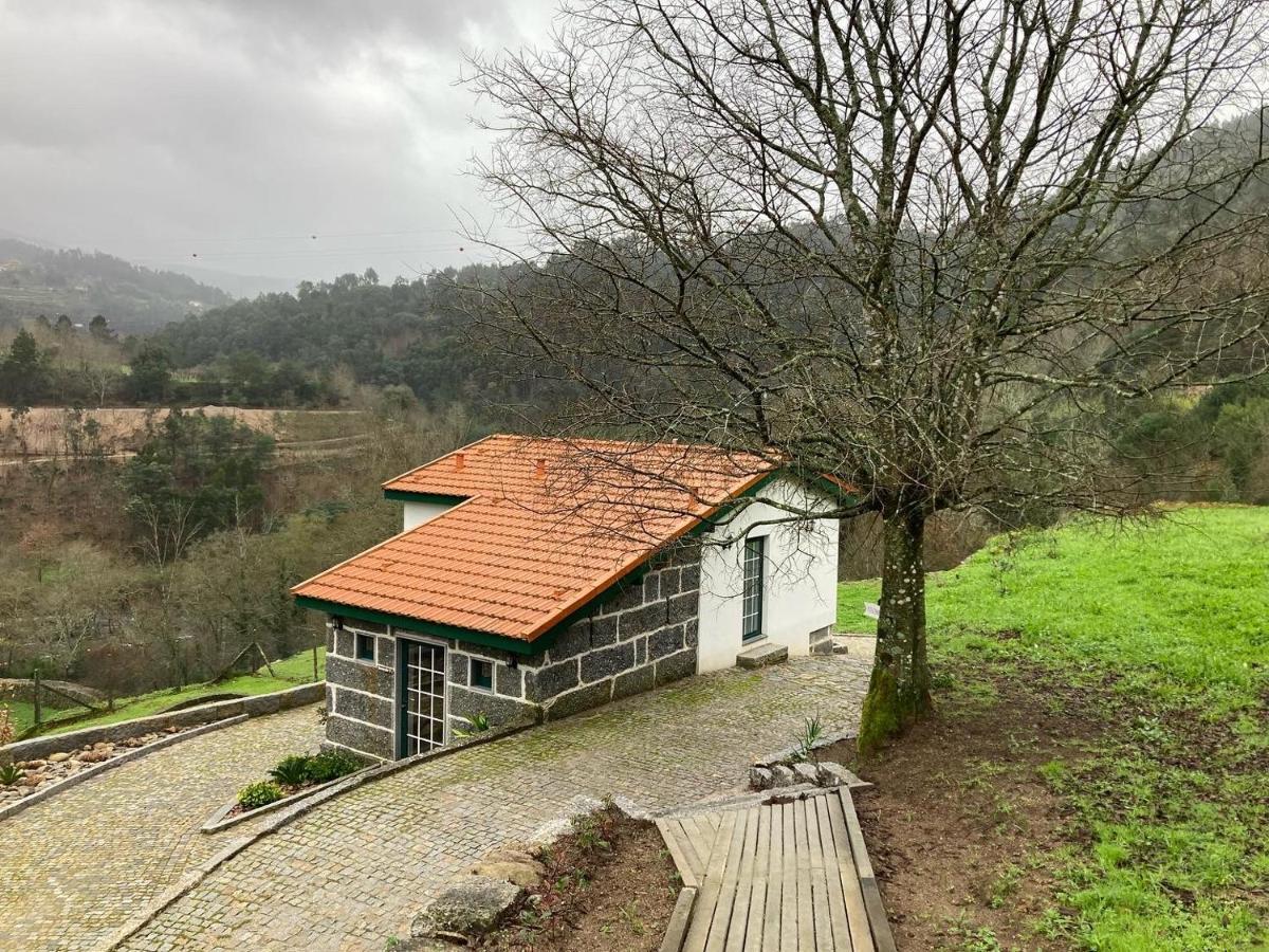 Quinta De Varzielas - Agroturismo Castelo de Paiva Exterior photo